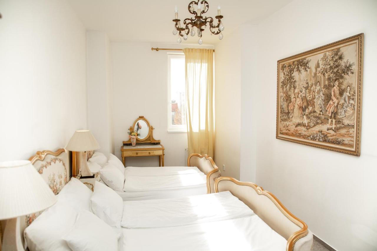 דירות פראג Bank Invest Apartmens - Old Town מראה חיצוני תמונה