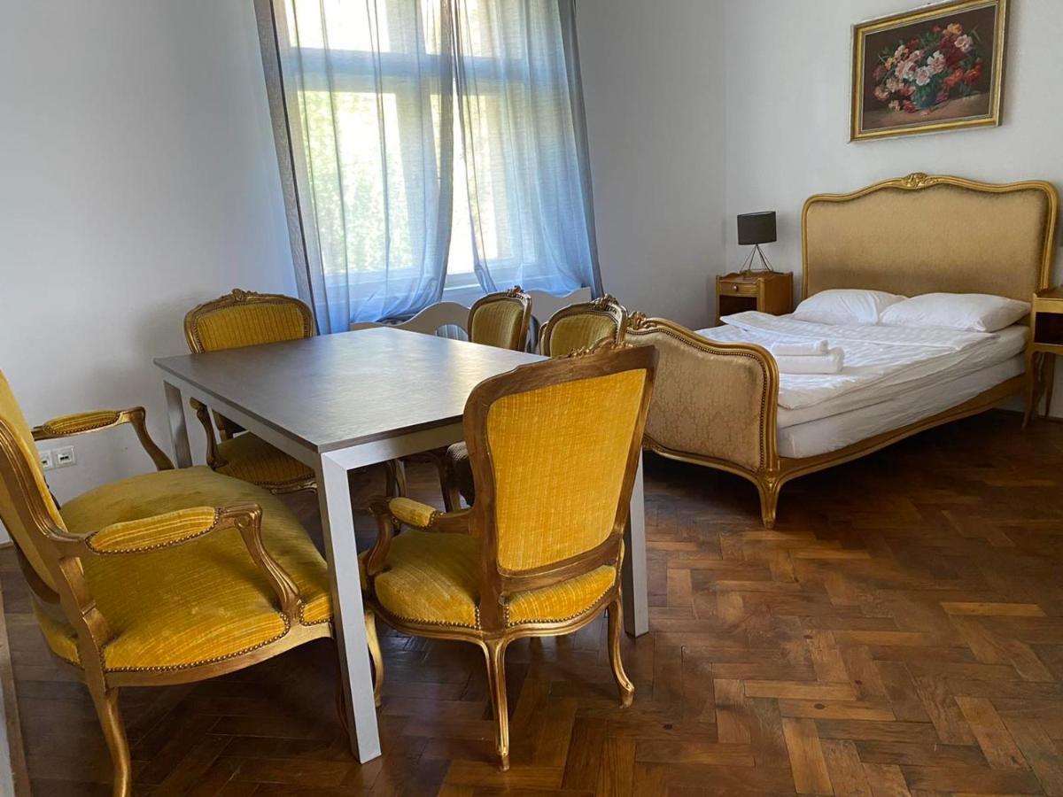 דירות פראג Bank Invest Apartmens - Old Town מראה חיצוני תמונה